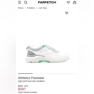 Athletics Footwear
logo-print low-top sneakers